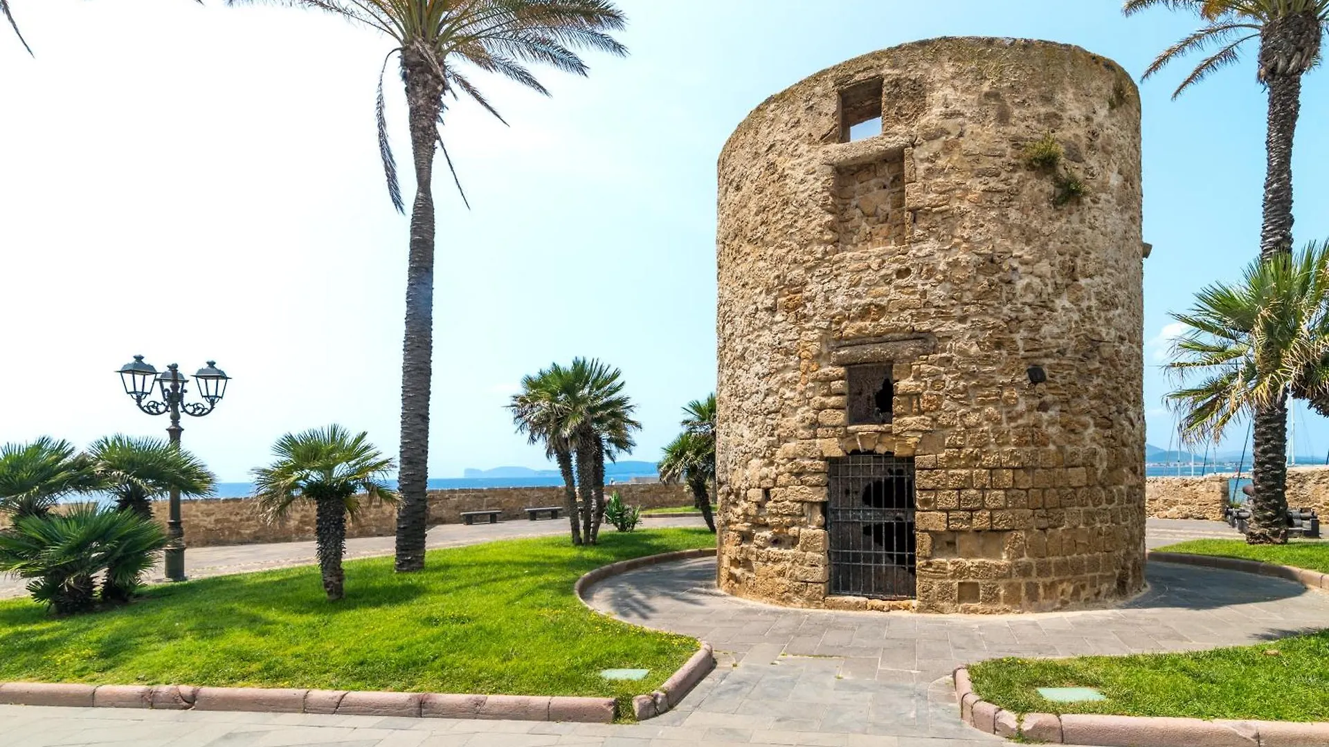 Gilbert 79 - Happy Rentals Alghero 0*,  Italy
